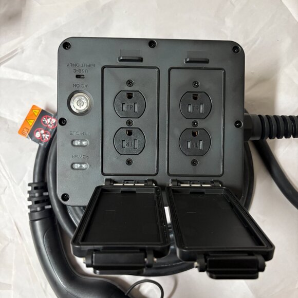 Jeep SXT-M-3800AAUUS Off-Board Power Panel Charger – Lightly Used - Picture 9 of 9